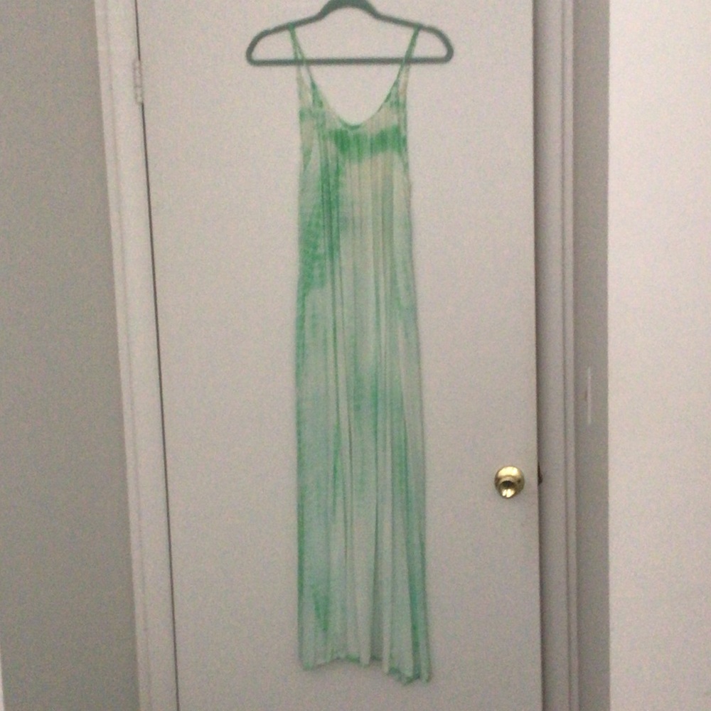Elegant Green Tie-Dye Maxi Dress